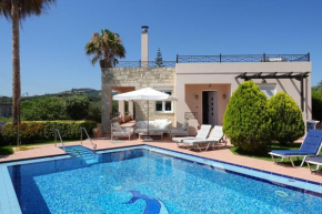 Villa Harriet Maria with pool and ocean view Kolimbari, Chania